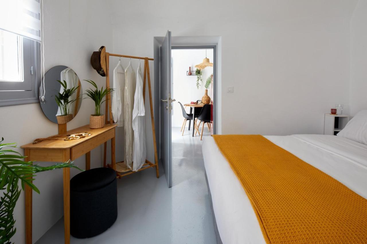 Lamina Guest House Perissa Exterior photo