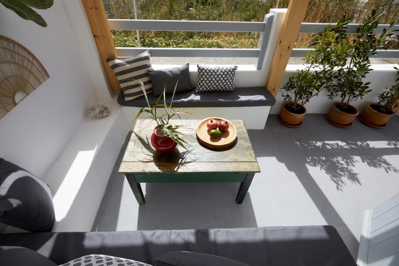 Lamina Guest House Perissa Exterior photo